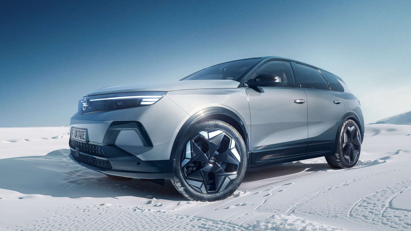 Зустрічайте Новий повнопривідний Opel Grandland Electric AWD — можливості 4×4 та потужність 325 к. с.