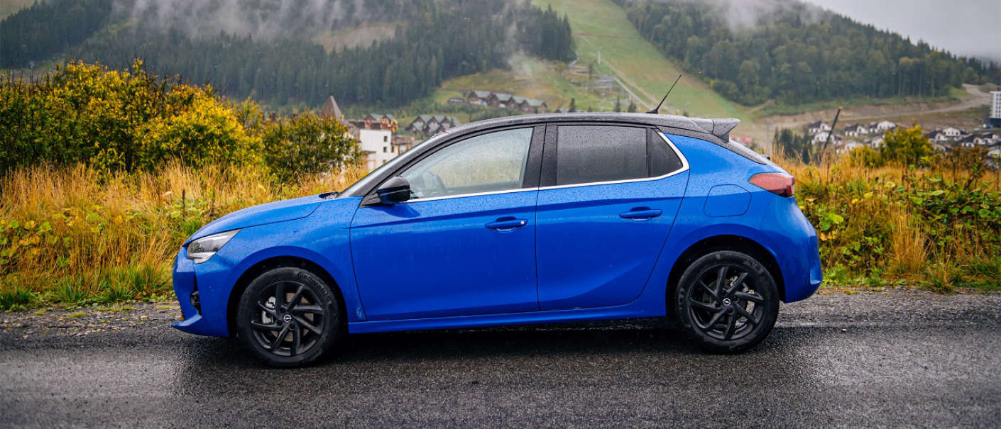 Бренд Opel відправляє за титулом «Автомобіль року в Україні 2021» відразу шість автомобілів!