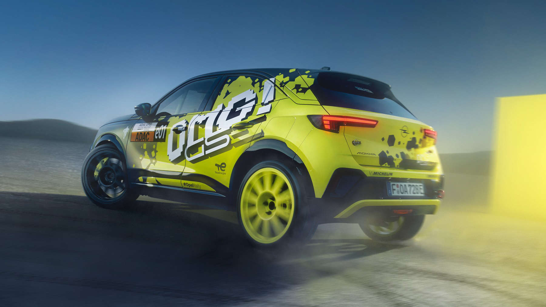 Opel Mokka GSE Rally, вигляд ззаду з лівого боку
